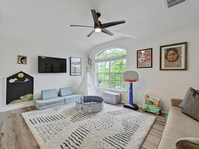 Property photo 4 at 3412 Lynnbrook DR - 3 bed 2 bath home