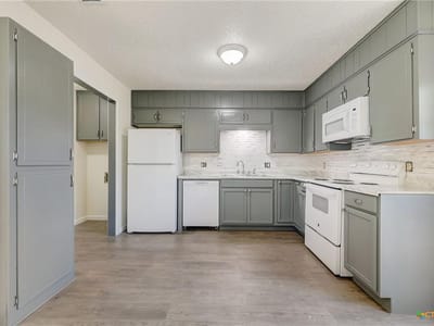 Primary bedroom at 3413 Victoria Cir - Plantation Oaks Sub, Killeen, TX