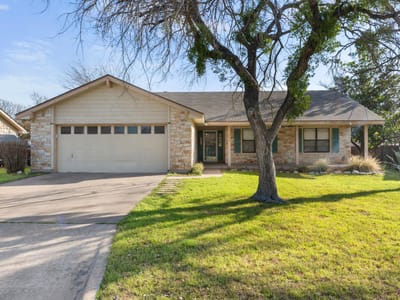 Kitchen at 3419 Bluebonnet TRL - 3 bed 2 bath home