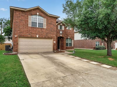Kitchen at 3421 Longhorn Trl - 4 bed 2 bath home