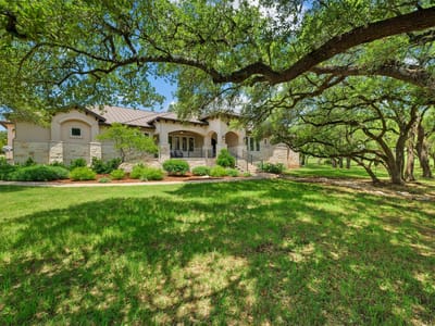 Living area at 343 Covered Wagon WAY - 4 bed 3 bath home