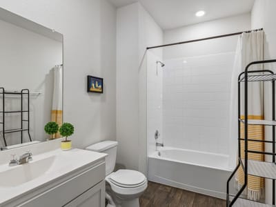 Bathroom at 343 Sickle LOOP - 4 bed 2 bath home
