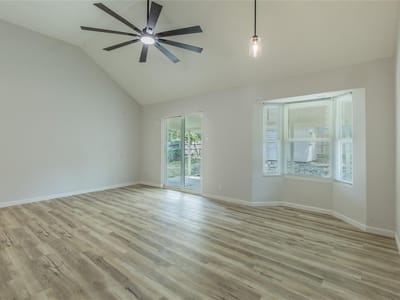 Photo 3 of 27 at 3430 Meadowhead DR - 3 bed 2 bath home