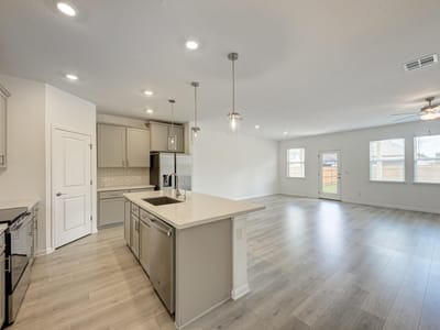 Bathroom at 345 Andesite TRL - 5 bed 3 bath home