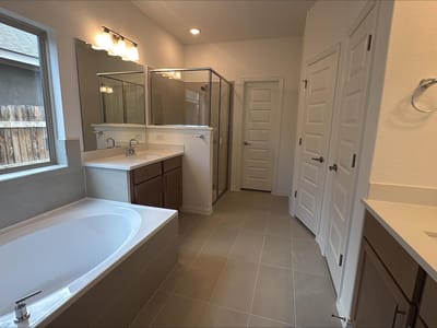 Bathroom at 347 Grey Leaf Rd - 4 bed 3 bath home