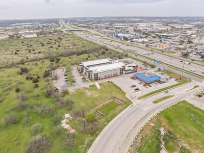 Primary bedroom at 350 Chisholm PKWY - Chisholm Park Sec 1, Round Rock, TX