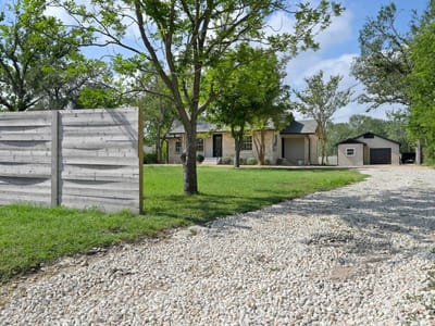 Property photo 2 at 3501 Pecan Springs RD - 2 bed 1 bath home