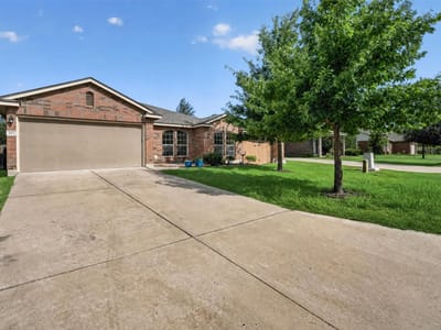 Kitchen at 351 Foster LN - 3 bed 2 bath home