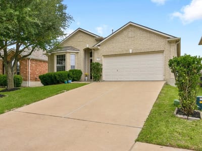 Living area at 3521 Shiraz LOOP - 3 bed 2 bath home