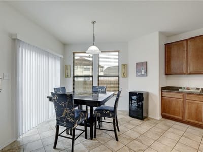 Living area at 356 Matthews LN - 3 bed 2 bath home
