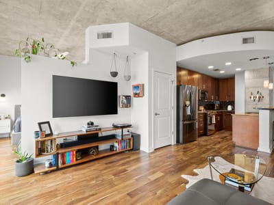 Photo 3 of 40 at 360 Nueces ST Unit #1306 - 1 bed 1 bath home