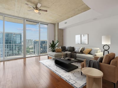 Living area at 360 Nueces St Unit #1518 - 1 bed 1 bath home