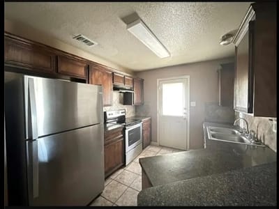 Photo 4 of 11 at 3600 Dustin CT - Killeen, Killeen, TX