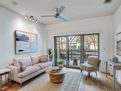 Living area - 3600 S Lamar Blvd Unit #115 Living area at 3600 S Lamar Blvd Unit #115 - 2 bed 1 bath home