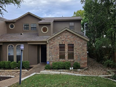 Living area at 3601 Lawton Ave Unit #1 - 2 bed 2 bath home