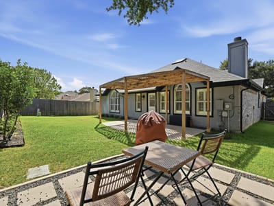 Property photo 4 at 3608 Bird House DR - 4 bed 2 bath home