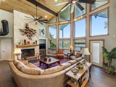 Kitchen at 3609 Peninsular DR - 5 bed 3 bath home