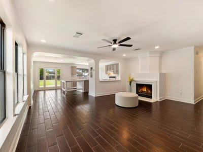 Property photo 4 at 3612 Bass LOOP - 3 bed 2 bath home