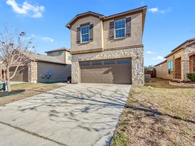 Living area at 3618 Kennedy Grace Way - 4 bed 3 bath home