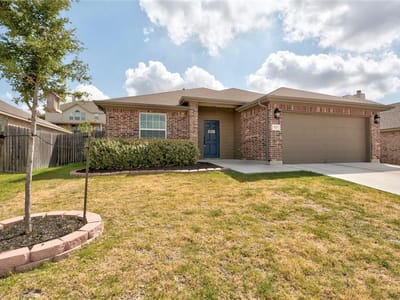 Kitchen at 3621 Rams Horn WAY - 3 bed 2 bath home
