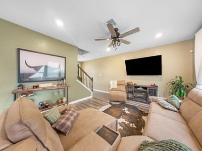 Living area at 364 Dakota Crk - 3 bed 2 bath home