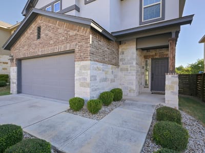 Living area at 3651 Sandy Brook Dr Unit #229 - 3 bed 2 bath home