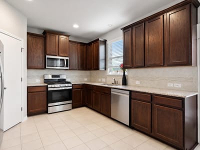 Property photo 4 at 366 Eagle Brook LN - 3 bed 2 bath home