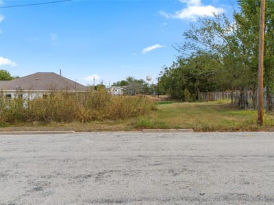 Kitchen at 366 N Dallas St - Ot Giddings, Giddings, TX