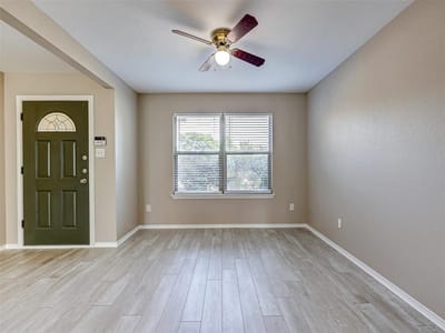 Living area at 3673 Texana LOOP - 3 bed 2 bath home