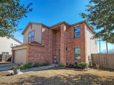 Property photo 2 at 370 Holly Grove ST - 3 bed 2 bath home