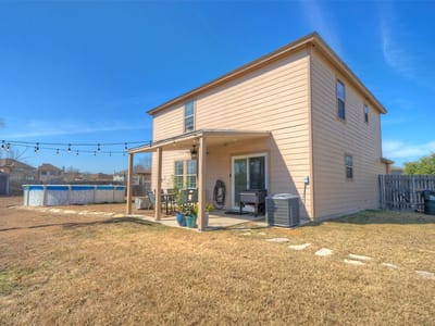 Property photo 5 at 370 Holly Grove ST - 3 bed 2 bath home