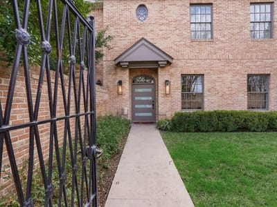 Property photo 2 at 3705 Gilbert ST Unit #B - 5 bed 5 bath home