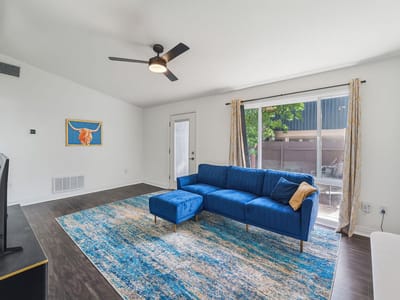 Living area at 3705  Manorwood Rd - 2 bed 1 bath home