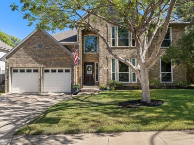 Property photo 2 at 3712 Royal Port Rush DR - 4 bed 3 bath home