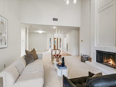 Property photo 3 at 3718 Williamsburg CIR - 2 bed 2 bath home