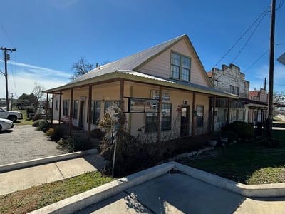 Property photo 3 at 3780 Fm 972 - 2 bed 2 bath home