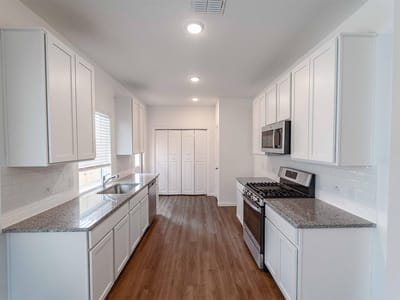 Property photo 2 at 380 Kenai DR - 3 bed 2 bath home