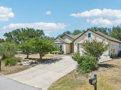 Property photo 4 at 3800 Annapolis CV - 3 bed 2 bath home