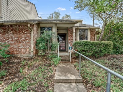 Kitchen at 3801 MENCHACA RD Unit #24 - 2 bed 2 bath home