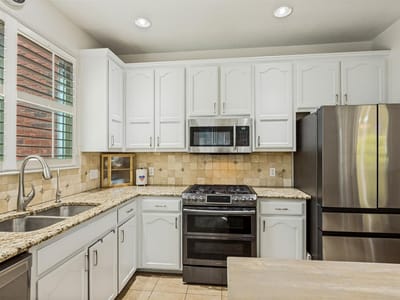Property photo 4 at 3803 Caney Creek RD - 3 bed 2 bath home