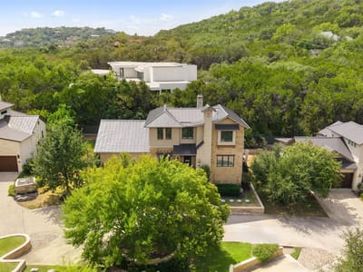 Photo 3 of 28 at 3807 Toro Canyon RD Unit #8 - 4 bed 4 bath home