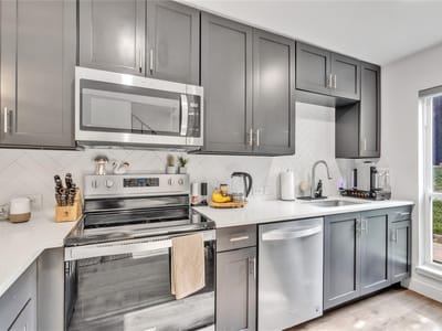 Property photo 2 at 3808 Southway DR Unit #103 - 2 bed 1 bath home