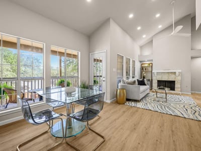 Photo 4 of 28 at 3809 Spicewood Springs RD Unit #241 - 2 bed 2 bath home