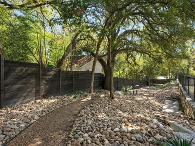 Property photo 2 at 3809 Valley View RD Unit #19 - 2 bed 2 bath home