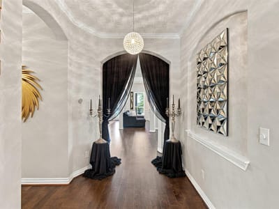 Photo 5 of 40 at 381 Betony LOOP - 4 bed 3 bath home