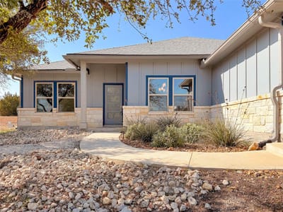 Property photo 4 at 381 Monarch - 3 bed 2 bath home