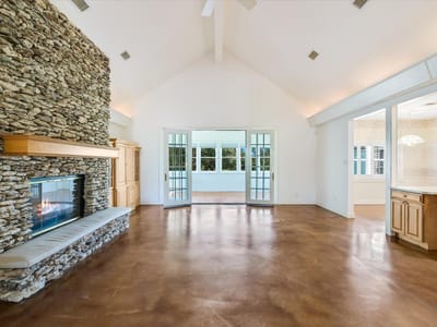 Property photo 3 at 3820 River RD - 3 bed 3 bath home