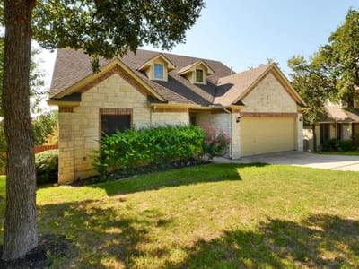 Living area at 3839 Laurel Ridge DR - 4 bed 3 bath home