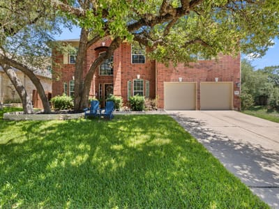 Property photo 2 at 3841 Lagoona DR - 5 bed 3 bath home