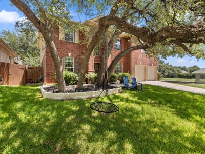 Property photo 3 at 3841 Lagoona DR - 5 bed 3 bath home